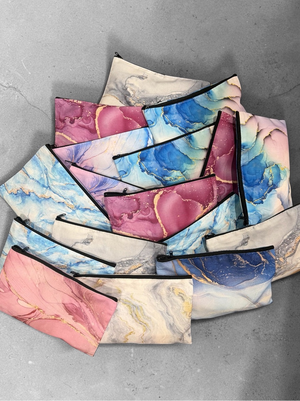 🥳Lflo's Birthday Bash Mystery Beauty Bundle🥳 - Picture 3 of 3